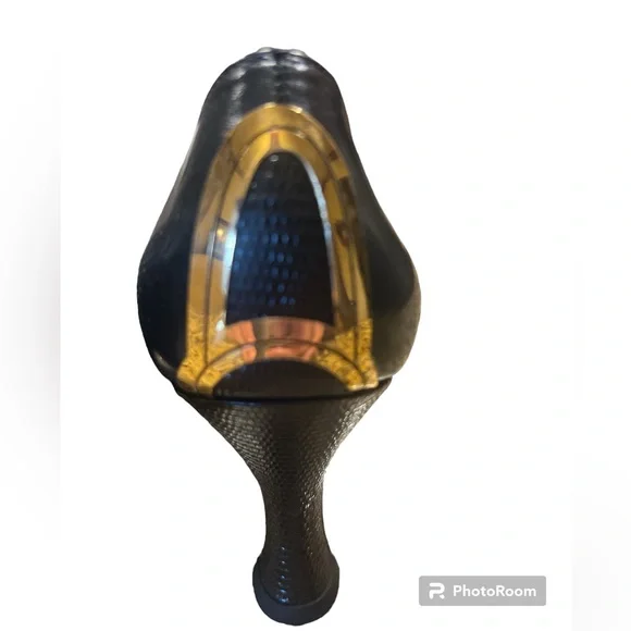 Vintage Stuart Weitzman, black leather heels with gold detail. Size 6.5. - Picture 3 of 8